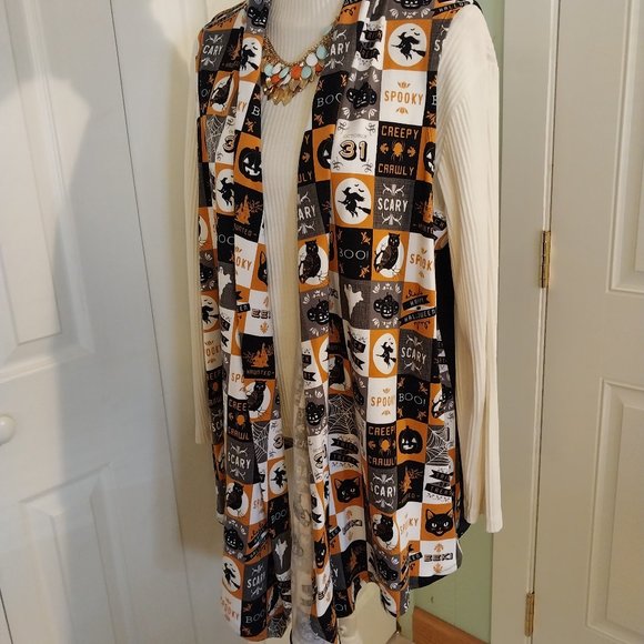 Jeaniemade. Scrapwear Jackets & Blazers - 2581 Size XL Jeaniemade Halloween Theme Stretch Black and Orange Vest